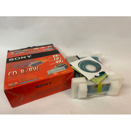 550 - Boxed New Old Stock Sony CD-R/RW