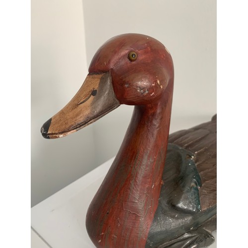 182 - Vintage Carved Wooden And Polychromed Decoy Duck
28 x 12 x 20 cms h