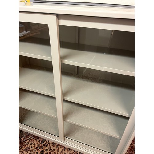 28 - Metal And Glass Display Unit.120 x 45 x 140 cms