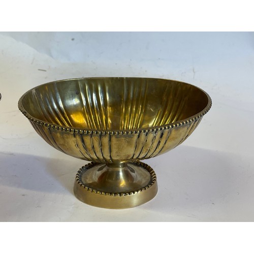 191 - Pair Of Brass Pedestal Bowls. 18 x 11 cms  (2)