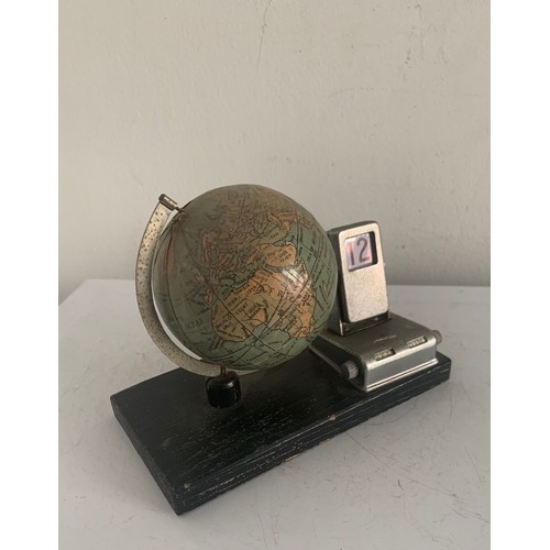 129 - Vintage Desk Date With Globe
15 x 8 x 12 cms h