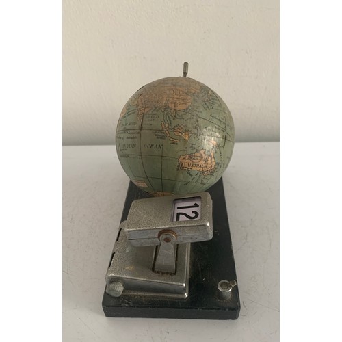 129 - Vintage Desk Date With Globe
15 x 8 x 12 cms h