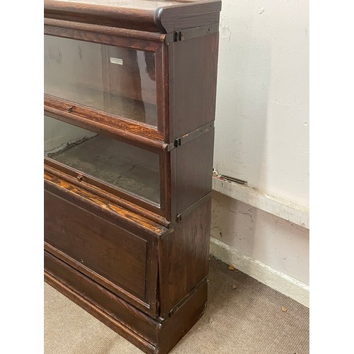 25 - Vintage Five Section Globe-Wernicke Bookcase With Original Label Overall Size 86 x 32 x 121 cms