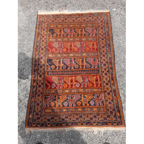 86 - Decorative  Ground Rug 127cm x 90cm