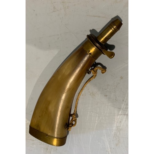 239 - Antique Horn Shot Powder Flask With Brass Top Measure
19 cms