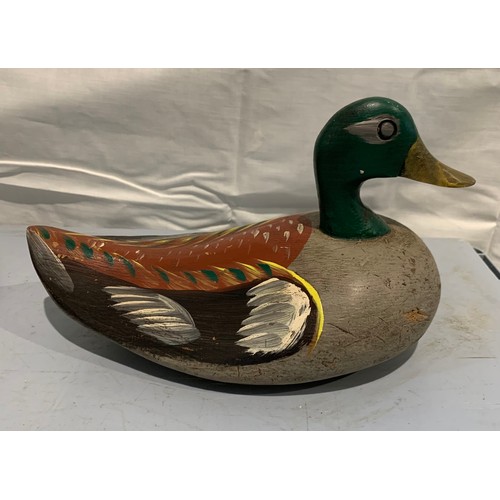 120 - Vintage Carved Wooden Decoy Duck
32 cms