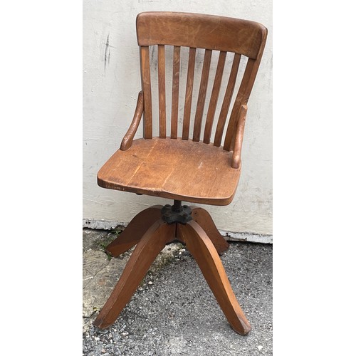 34 - Vintage Continental Swivel Chair.