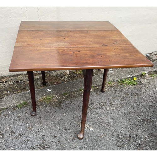 44 - Antique Oak Drop Leaf Table. 108 x 96 x 71 cms Open.