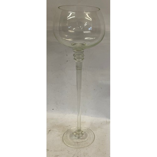 109 - Very Large Goblet Style Wine Glass