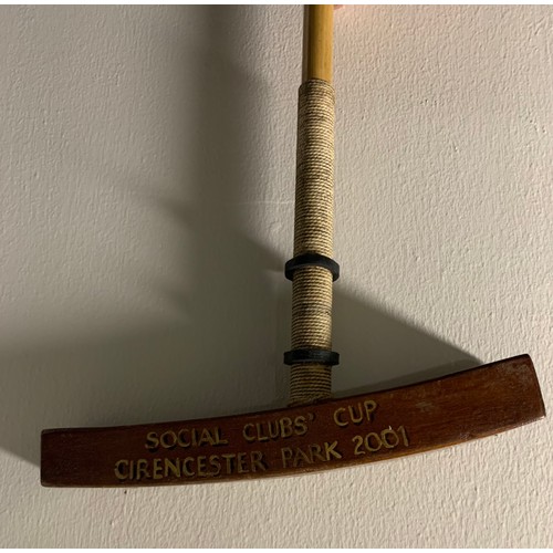 234 - Vintage Polo Stick With The Legend Social Clubs Cup Cirencester Park 2001
135 cms h