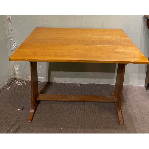 53 - Vintage Drop Leaf Table. 99 x 84 x 74 cms