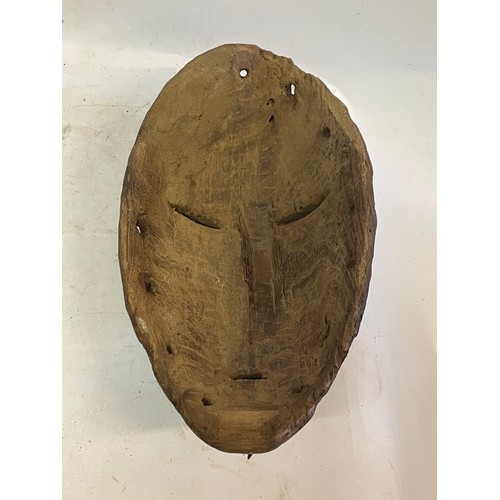 435 - African Hand Carved Tribal Face Mask. 35 cms High