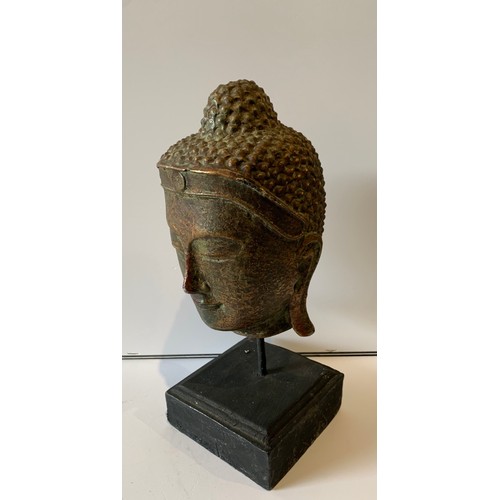 111 - Vintage Buddha Head Statue On Stand
33 cms h