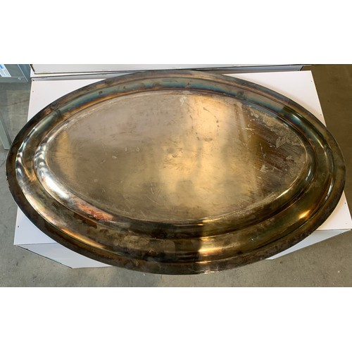 123 - Large Vintage Silver Plated Serving Salver Or Tray
57 x 37 cms