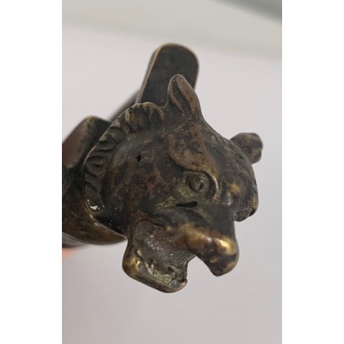 105 - Vintage Oriental Bronze Lock In The Form Of A Tiger
Overall 13 cms . Main Body 8.5 cms