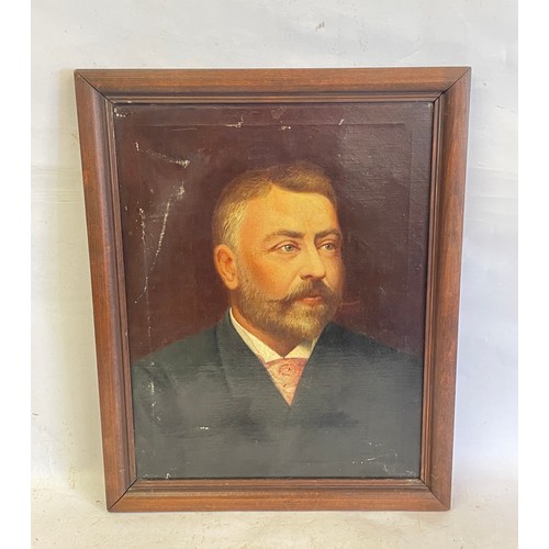 450 - Early 20th Century Oil On Canvas Study Of A Gentleman. 46.5 x 37 cms Overall Size