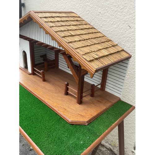 447A - Continental Scratch Built Wood Model Of A Stable Block With Thatched Roof And Lighting With A Green ... 