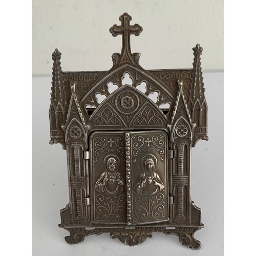 100 - Vintage Reliquary In The Form Of A Cathedral With Thé Front Doors Opening To Reveal A Medal To Notre... 