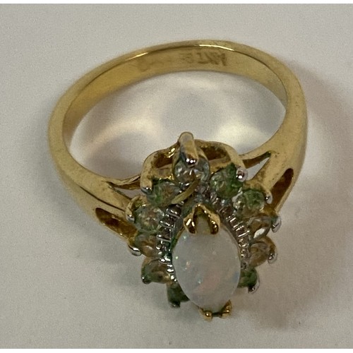 335 - Yellow Gold Ring With Emerald and Opal And 14K. Size UK H