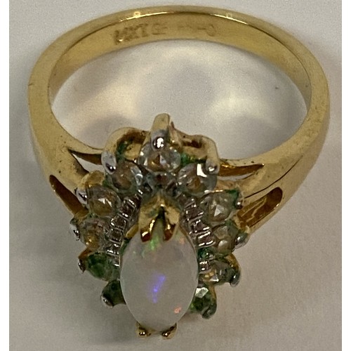 335 - Yellow Gold Ring With Emerald and Opal And 14K. Size UK H