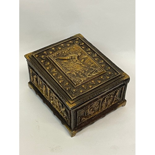 266 - Vintage Bronze Trinket Jewellery Box 
13 x 11 x 8 cms