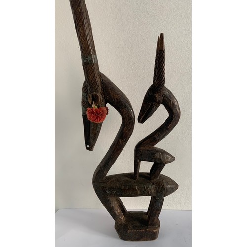 137 - Vintage BAMANA Tribal Chi Wara Female And Child Antelope Headress For Thé Harvest Dance, Mali
64 cms... 