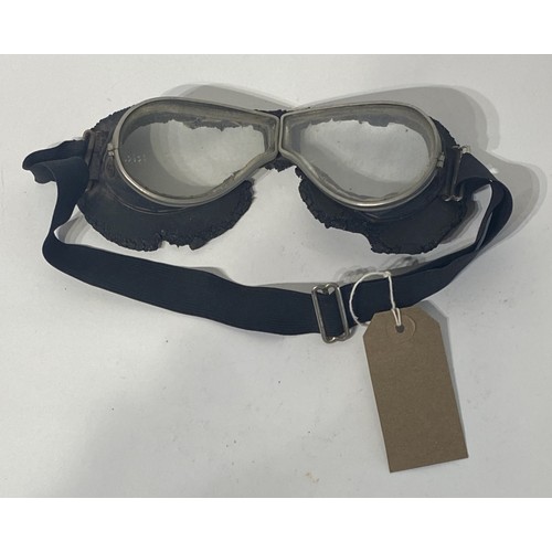 225 - Vintage Halcyon Motorcycle / Driving Goggles. 21cm Length