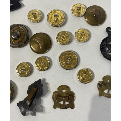 227 - Collection of Buttons, Medals and Badges to Include Girl Guides, Military Items, Royal Artillery, Lo... 