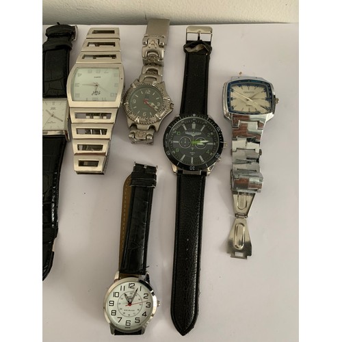 297 - Similar To Previous Lot
Collection Of 10 Vintage Watches