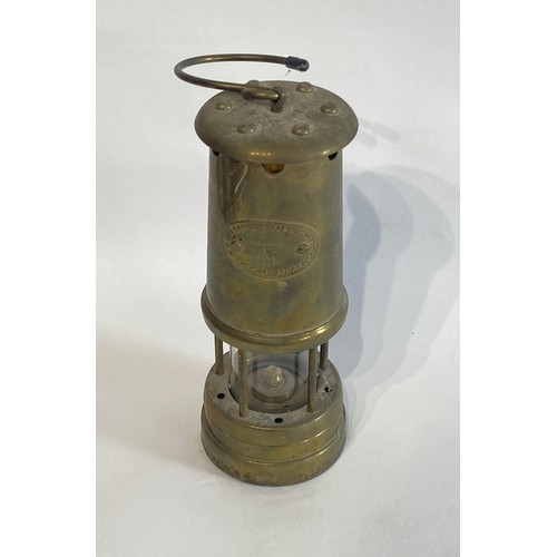 239 - Vintage Brass British Hockley Lamp and Limelight Company  Miners Lantern. 22cm Height