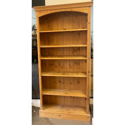 25 - Solid Pine Bookcase. 193 x 85 x 28 cms