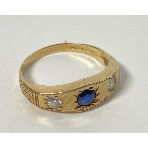 339B - 9ct Gold  Hallmarked Three Stone  Ring. Size K 1/2