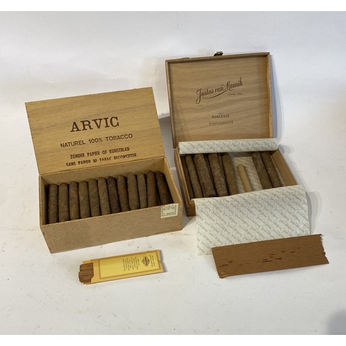 534 - Two Wooden Cigar Boxes Containing a Collection of Dutch Cigars to Include Arvic and Justus van Mauri... 