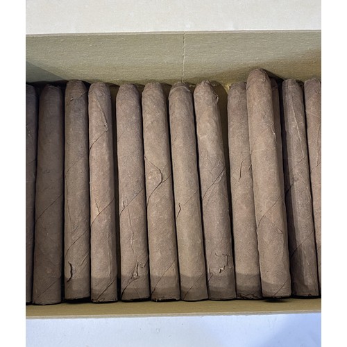 538 - Collection of Vintage Cigars in Cases to Include Romeo Y Julieta and Cohiba Havana Cuban Cigars, Dut... 