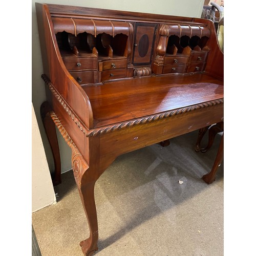 10A - Escritoire Bureau On Ball And Claw Feet. 103 x 61 x 108 cms