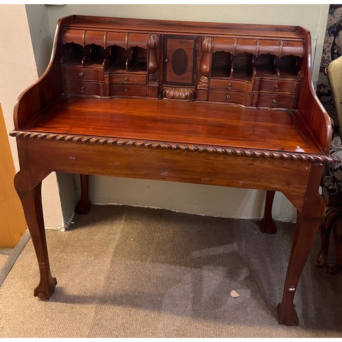 10A - Escritoire Bureau On Ball And Claw Feet. 103 x 61 x 108 cms