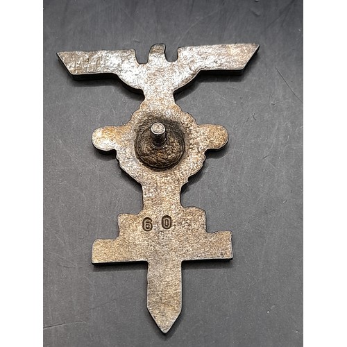 194 - German Badge with the words ,Gross Britanien'. Possibly Propaganda piece