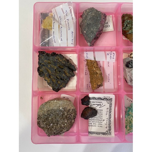 20 - Tray Of Minerals To Include Erythrite , Post Glacial Larva , Vanadinite , Ayres Rock Etc Etc  34cm x... 