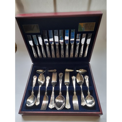 43 - Viners The Parish Collection 44 Piece canteen of cutlery