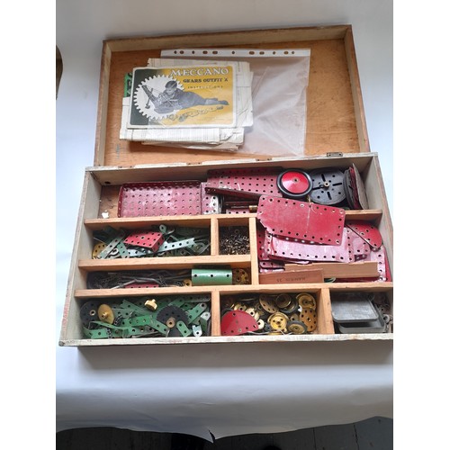 44 - Quantity of Vintage Meccano in Box with Intructions