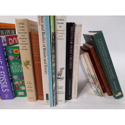 257 - 20 x Books on a Variety of Subjects to include Rocks and Fossils, Spiders, Orchids etc. (20)