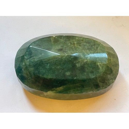 336 - large Polished Green Emerald Style  Stone 435g 10 x 6.5 x 4.5 cms