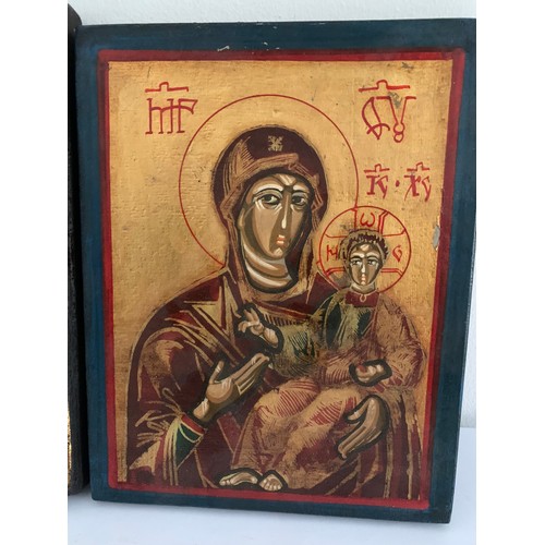 103 - 2 x Vintage Wooden And Gilt Icons
20 x 25 cms & 19 x 26 cms