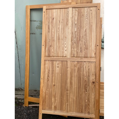 53 - Light Oak Double Wardrobe (No Fixings)