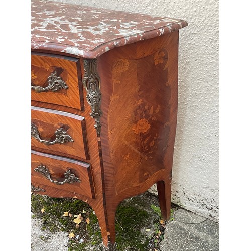 69 - French Louis Style Marble Top  Commode / Chest Of Drawers. 101 x 41 x 98