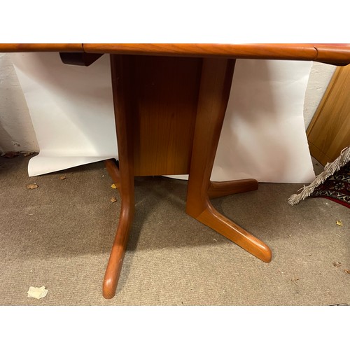 78 - Vintage G Plan Drop Leaf Table. 150 x 100 x 74 cms