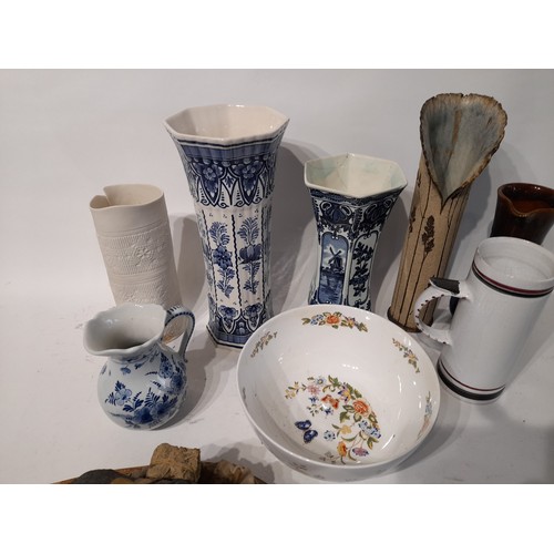 629 - 9 items of collectable ceramic to include, Boch, Delft, etc
t/w a Border Fine Arts Farming scene (9)