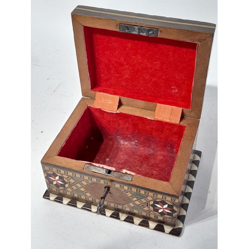 51 - Small inlaid Box with Key, 13cm x 10cm x 7cm