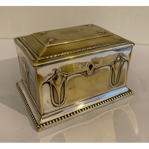 132 - Antique Silver Plated Casket By WMF Decorated In Secessionist Style Signed To Base
11 x 8 x 7 cms h