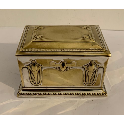 132 - Antique Silver Plated Casket By WMF Decorated In Secessionist Style Signed To Base
11 x 8 x 7 cms h